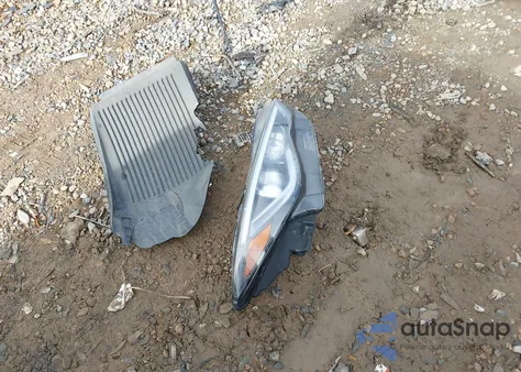 2013 Hyundai Elantra Gt from USA, damaged, VIN KMHD35LE7DU077472